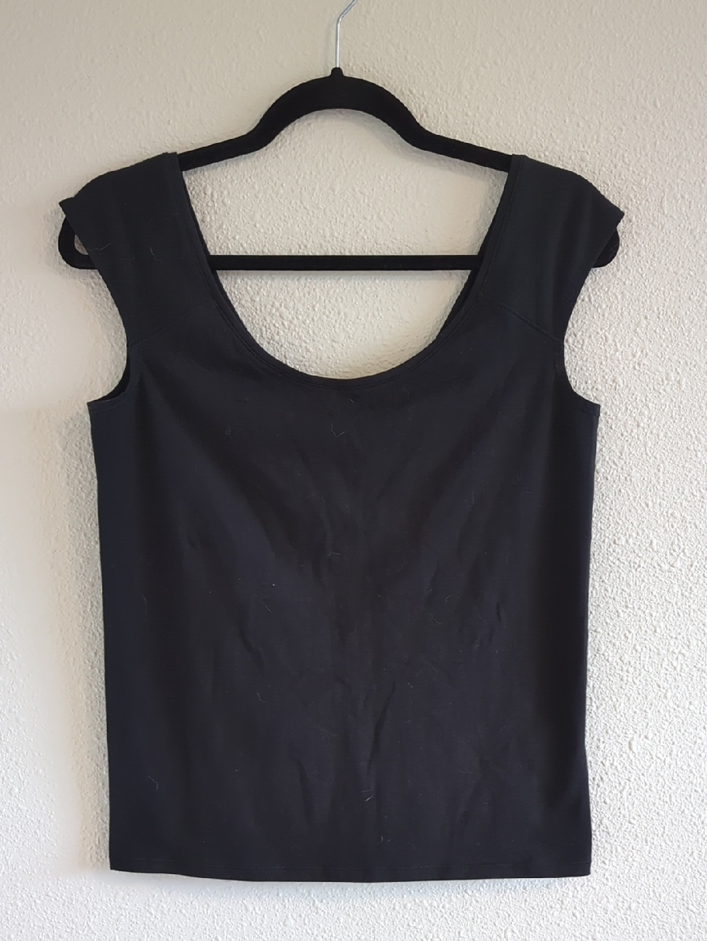 Everlane Classic Black Scoop Neck Women's Top - Size Large